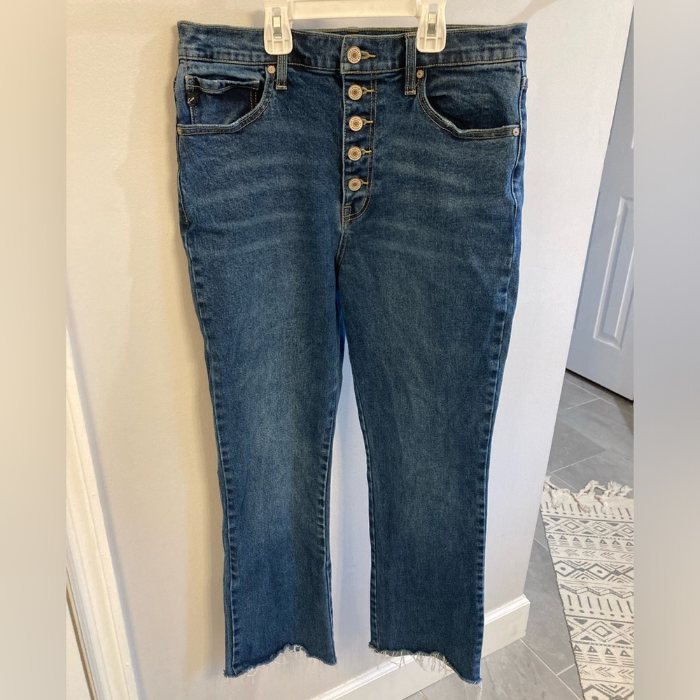 KanCan Jeans Women's Size 9/28 Dark Button-fly High-rise Straight leg raw hem